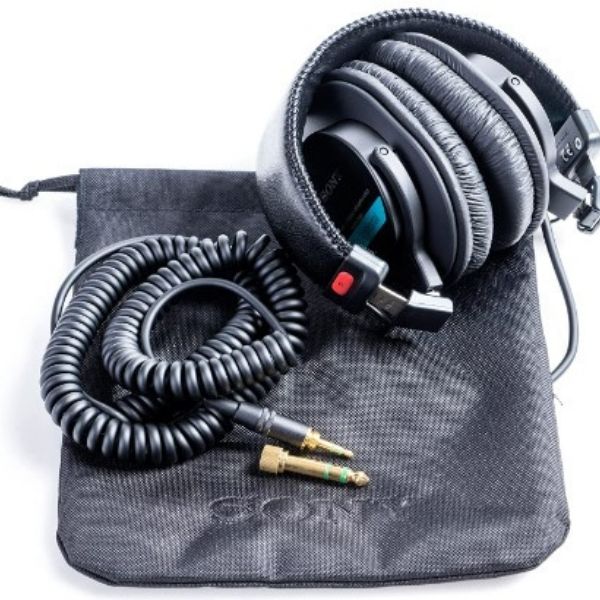 6 Best Extra Long Cord Headphones in 2024