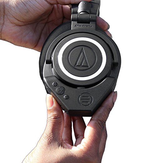 Audio Technica ATH M50X Headphones control