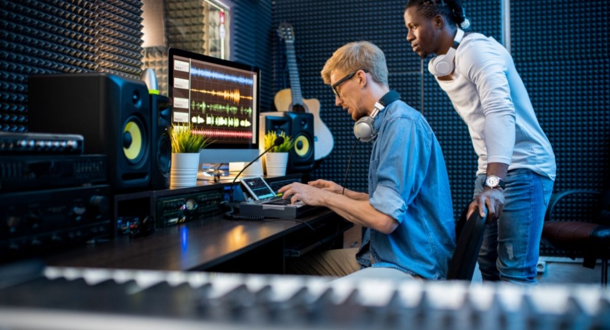 how much does a dj cost per hour